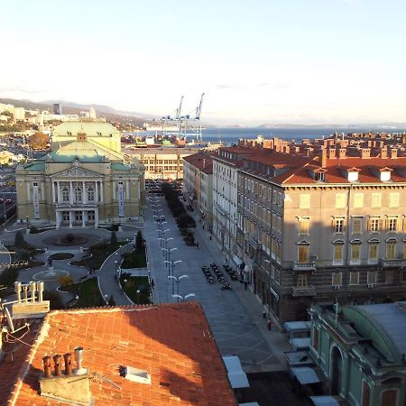 Fast Friend - Cozy Apartment In The Center With Private Garage Rijeka Eksteriør billede