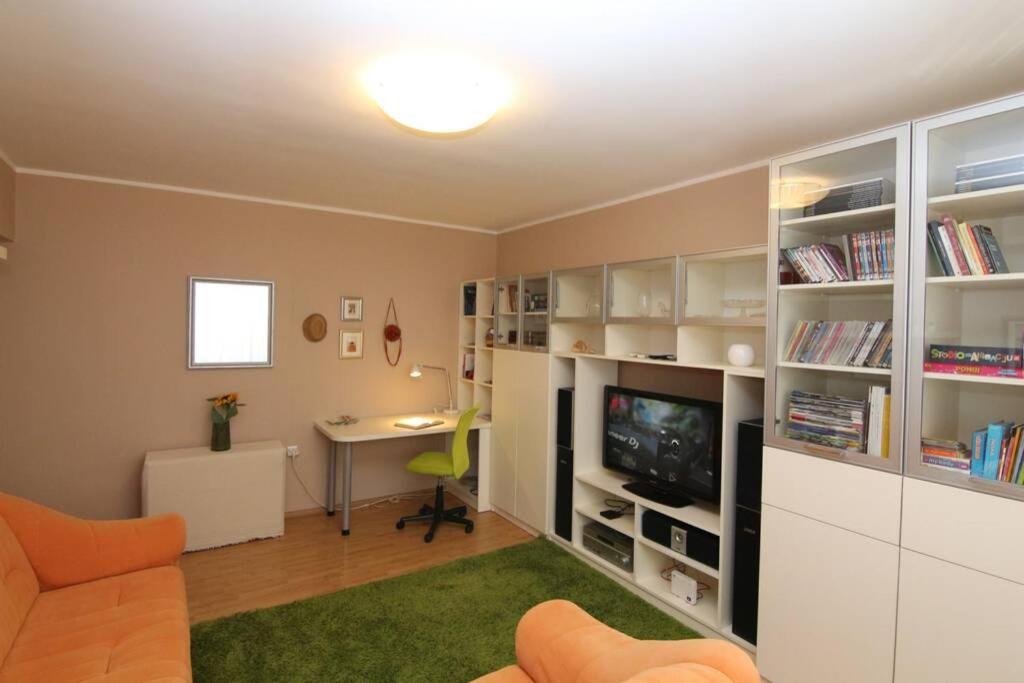 Fast Friend - Cozy Apartment In The Center With Private Garage Rijeka Eksteriør billede
