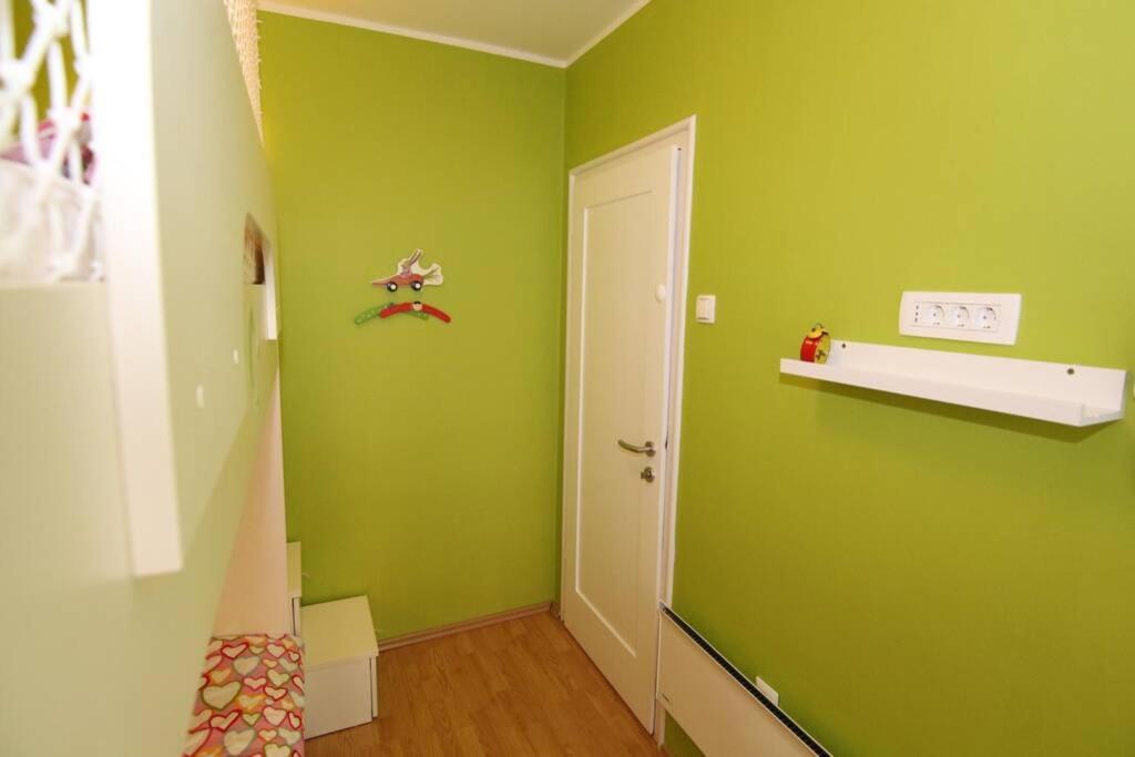 Fast Friend - Cozy Apartment In The Center With Private Garage Rijeka Eksteriør billede